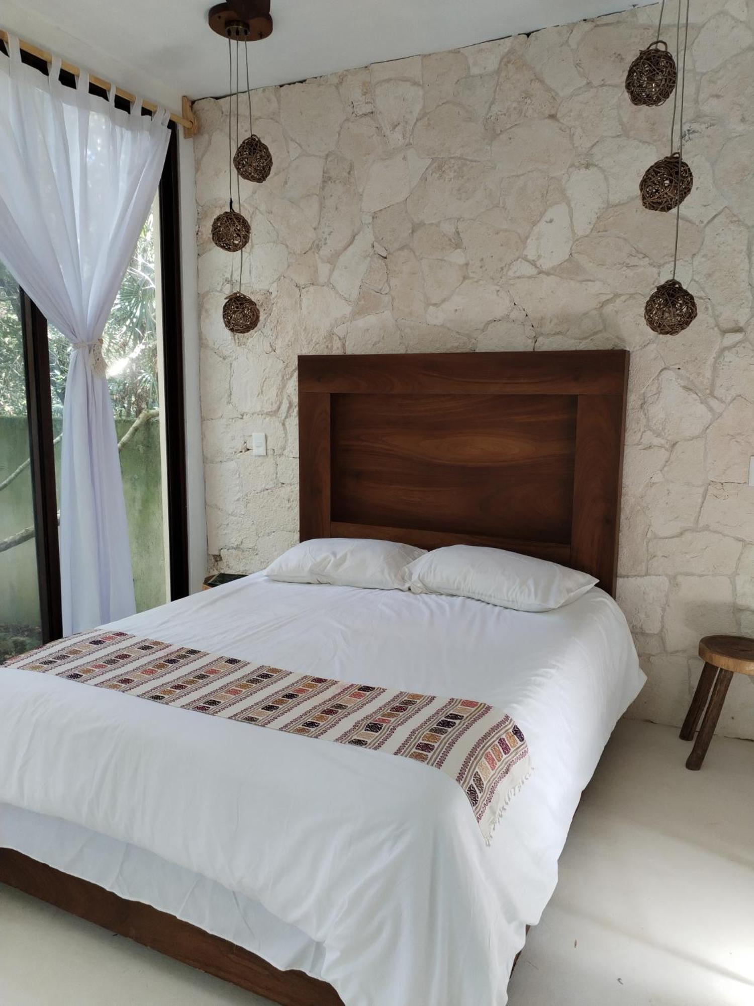 Saasil Kaax Lodge